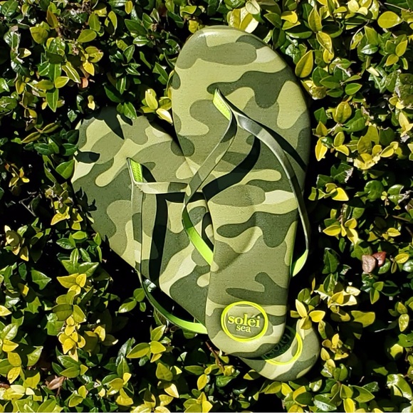 Solei Sea INDIE CAMO & CITRON SANDAL Woman’s size 8 New SOLD OUT - Picture 3 of 5
